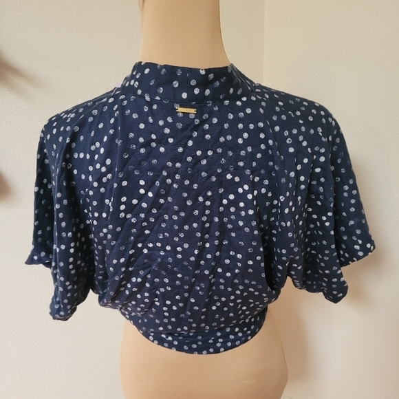 NWT Roxy Navy Polka-dot Tie Front Blouse - Picture 5 of 6